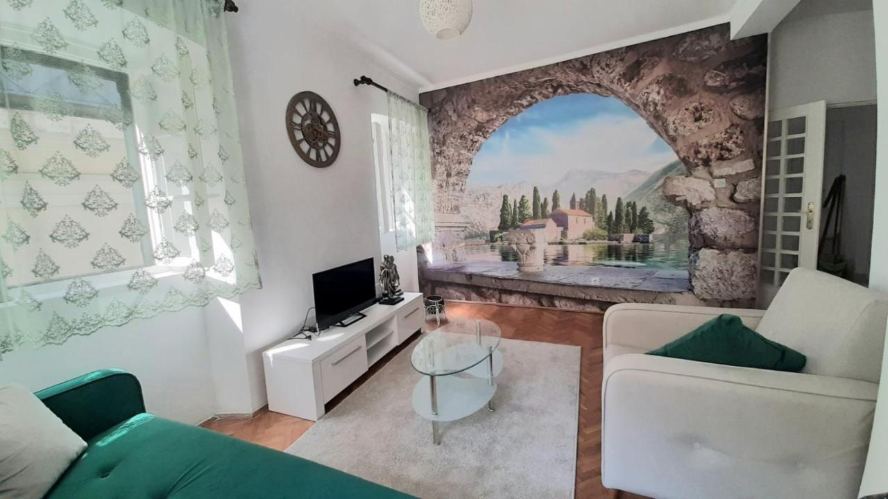 Old Town Heart Apartment Kotor Exterior photo